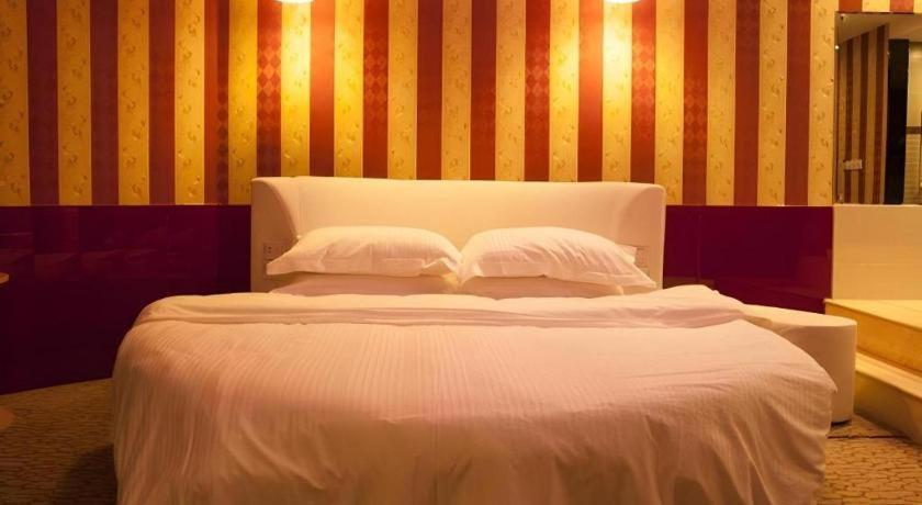 GreenTree Inn Anhui Wuhu Fangte Second Phase Nanxiang Wanshang Express Hotel Luaran gambar