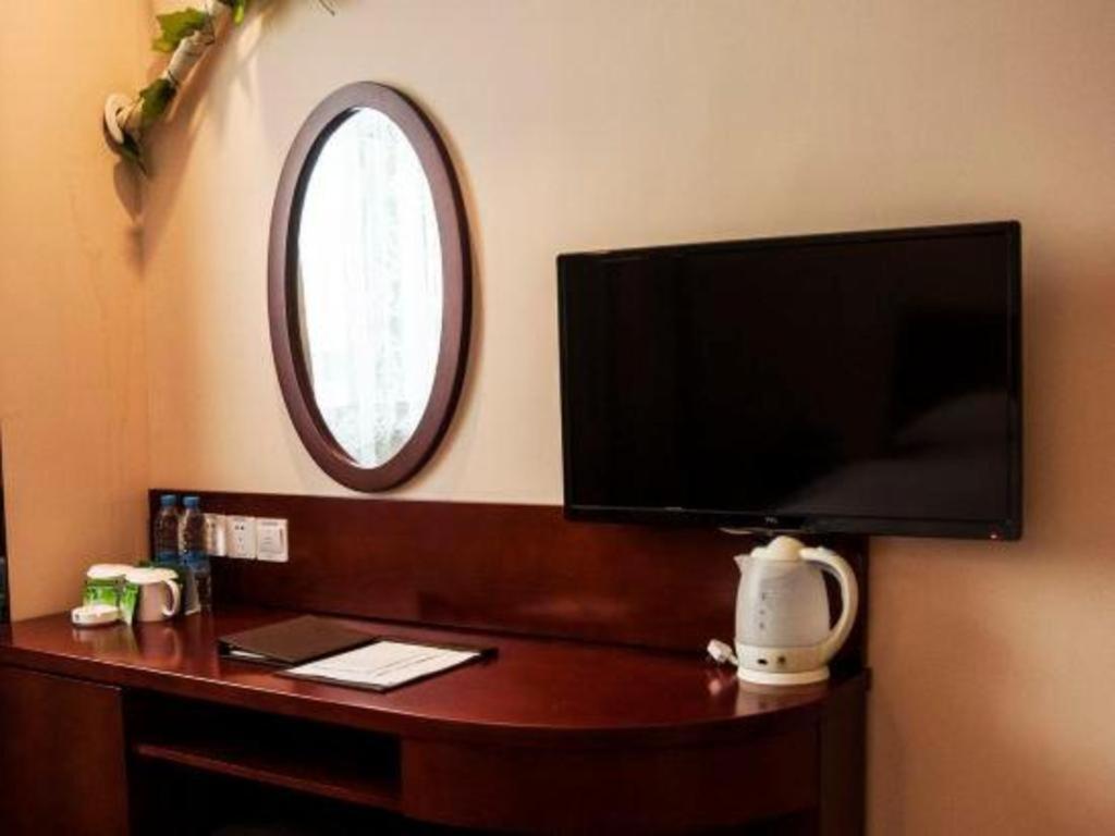 GreenTree Inn Anhui Wuhu Fangte Second Phase Nanxiang Wanshang Express Hotel Luaran gambar