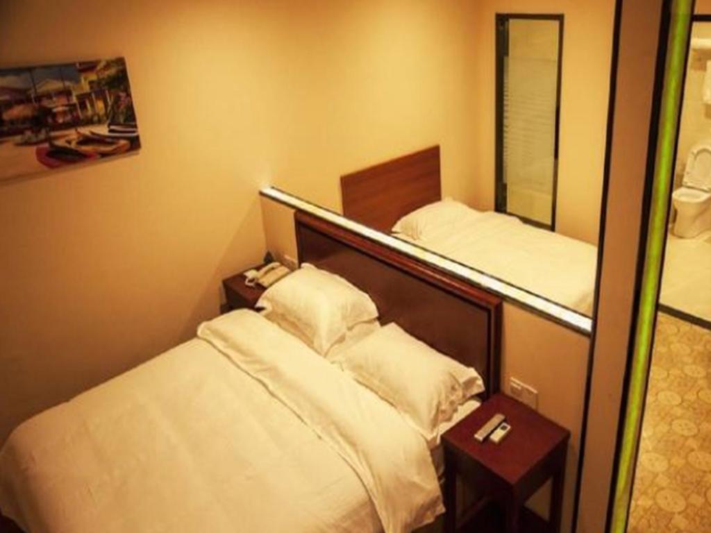 GreenTree Inn Anhui Wuhu Fangte Second Phase Nanxiang Wanshang Express Hotel Luaran gambar