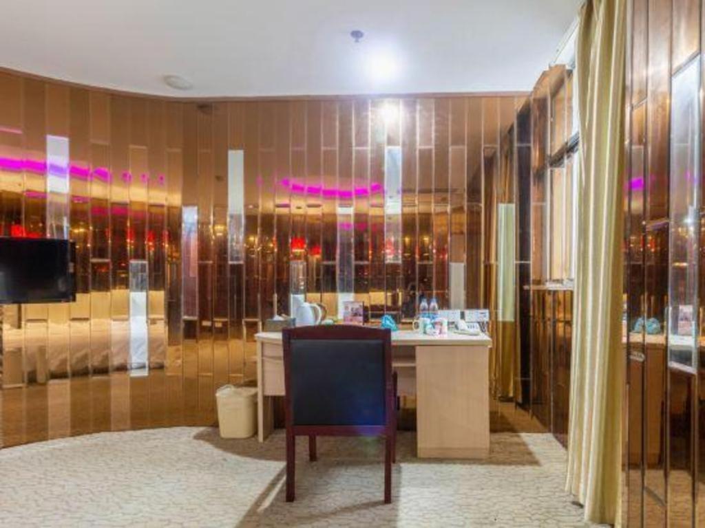 GreenTree Inn Anhui Wuhu Fangte Second Phase Nanxiang Wanshang Express Hotel Luaran gambar
