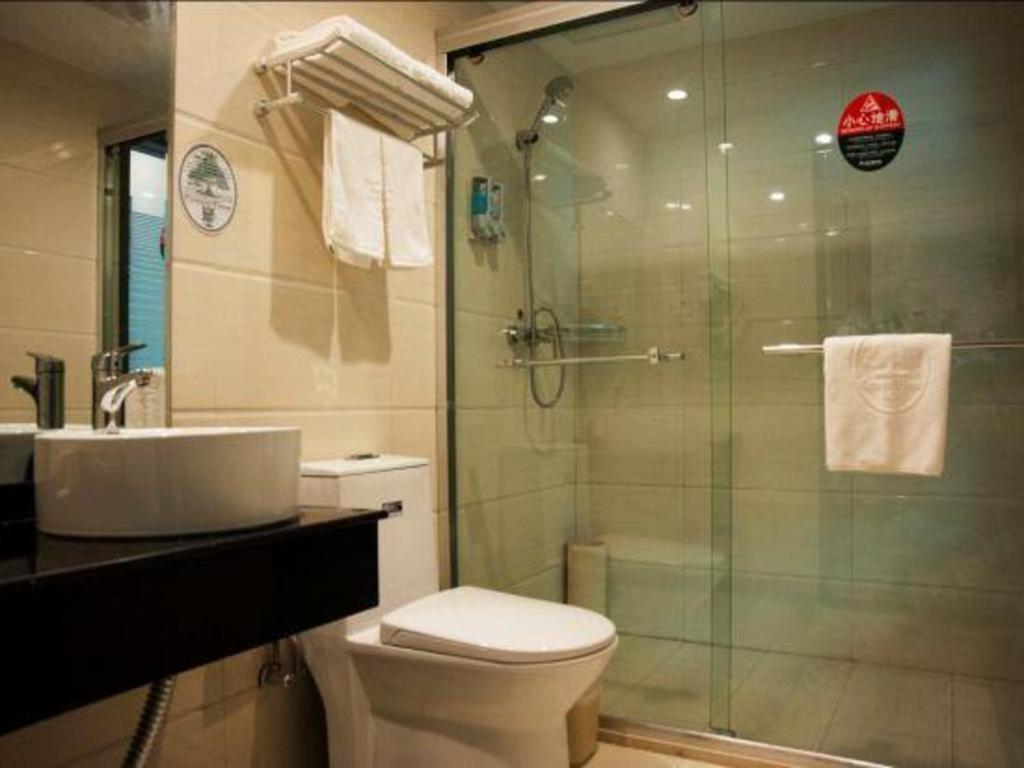 GreenTree Inn Anhui Wuhu Fangte Second Phase Nanxiang Wanshang Express Hotel Luaran gambar
